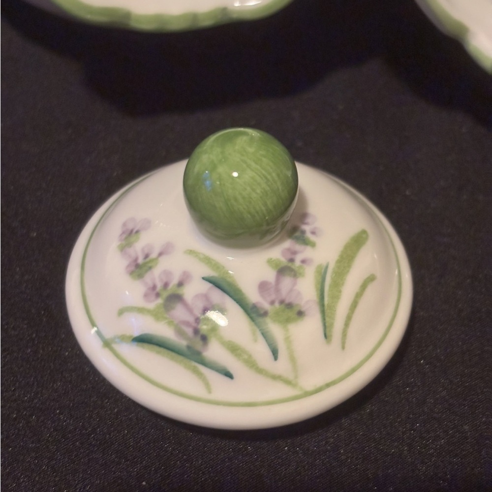 Andrea by Sadek Cream and Sugar Set. Flowers Design - Picture 7 of 11